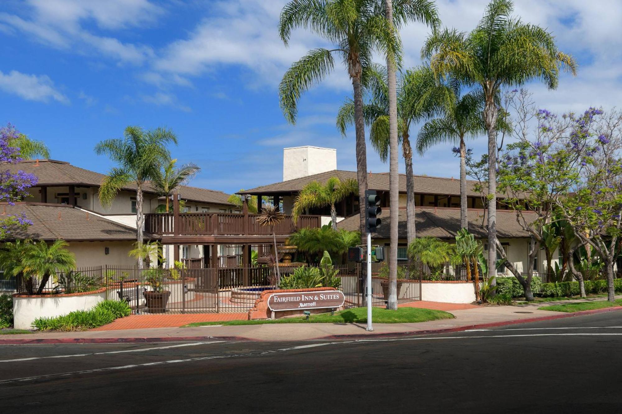 Fairfield Inn & Suites San Diego Old Town Exterior photo